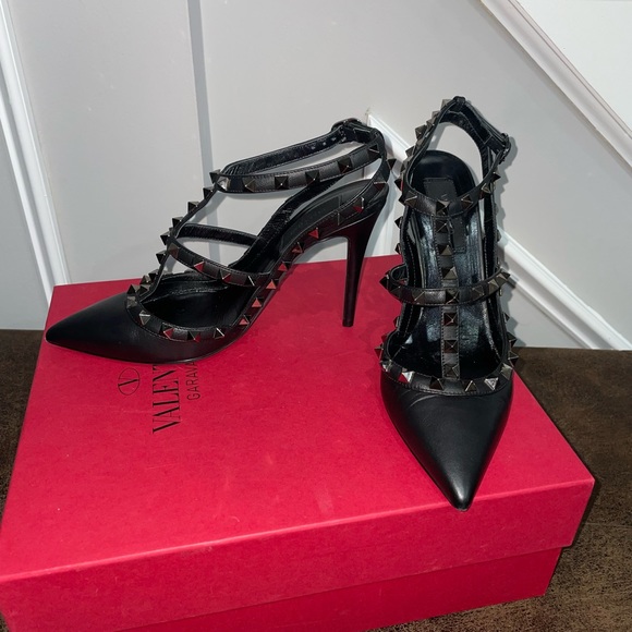 Gently worn Valentino Rock-stud heels - Picture 2 of 6